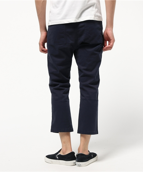 SHIPS(シップス)の「GRAMiCCi(グラミチ): ナロー クロップド パンツ(その他パンツ・メンズ・カーキ/オリーブ/ネイビー/ホワイト・MEDIUM/LARGE/SMALL)」の7枚目の写真