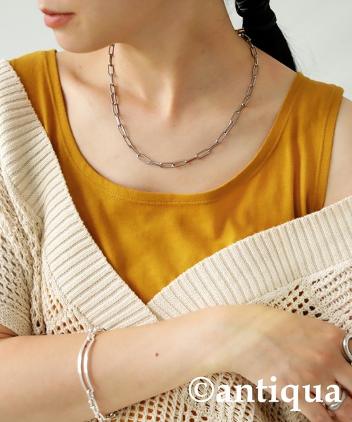 antiqua（アンティカ）の「コットン100%シンプルタンクトップ（タンクトップ・レディース・ブラック/グリーン/ピンク/チャコールグレー/グレー/パープル/ネイビー/マスタード/オフホワイト/ライトカーキ/ライトグレー/レンガ/ベージュ/ブラウン/ライム/ベージュ系その他/パープル系その他/ブルー系その他/ブラウン系その他/オートミール・M/L）」の18枚目の写真