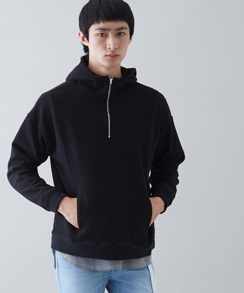 STUDIOUS（ステュディオス）の「【STUDIOUS】ガーメントダイハーフジップパーカー（パーカー・メンズ・ブラック/グレー・2/1）」の2枚目の写真