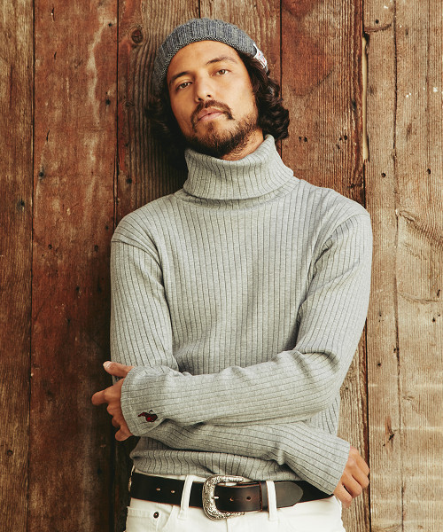 HYSTERIC GLAMOUR（ヒステリックグラマー）の「EVIL WOMAN刺繍 タートルネックTシャツ（Tシャツ/カットソー・メンズ・ブラック/ホワイト/トップグレー・SMALL/LARGE/MEDIUM）」の3枚目の写真