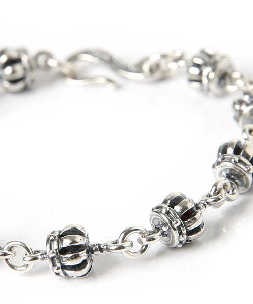 ROYAL ORDER（ロイヤルオーダー）の「TINY ROYAL CROWN BRACELET（ネックレス・メンズ・シルバー・US-7/US-6/US-6h）」の3枚目の写真