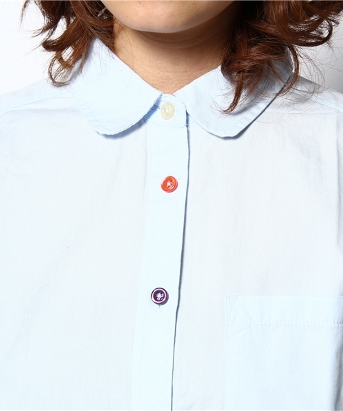 WEGO(ウィゴー)の「カラフルボタンLSシャツ(シャツ/ブラウス・レディース・オフホワイト/サックスブルー/ネイビー/ライトピンク・FREE)」の7枚目の写真