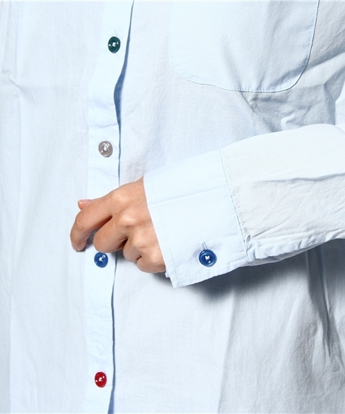 WEGO(ウィゴー)の「カラフルボタンLSシャツ(シャツ/ブラウス・レディース・オフホワイト/サックスブルー/ネイビー/ライトピンク・FREE)」の8枚目の写真