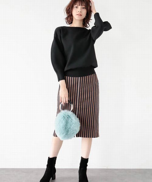 YECCA VECCA（イェッカヴェッカ）の「ストライプ柄ZIPタイトスカート（スカート・レディース・グレー/キャメル・FREE）」の2枚目の写真