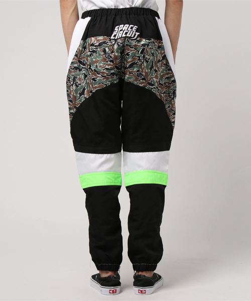 BILLIONAIRE BOYS CLUB(ビリオネア・ボーイズ・クラブ)の「BILLIONAIRE BOYS CLUB BB FREESTYLE PANTS 18FALL(その他パンツ・メンズ・ブラック・SMALL/MEDIUM/LARGE)」の5枚目の写真