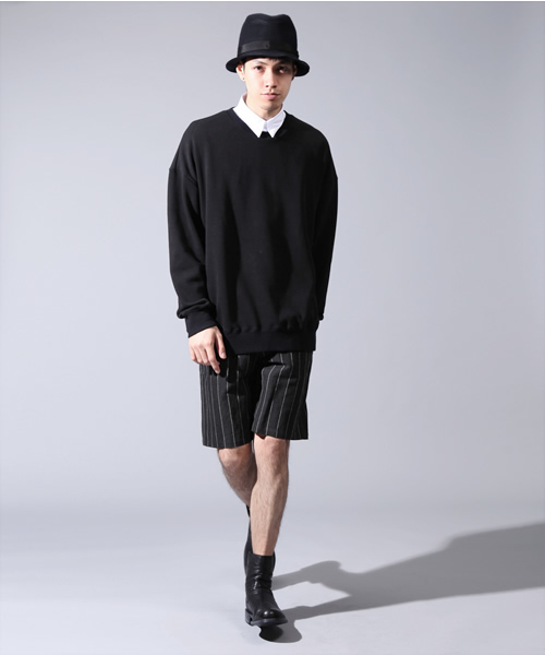 MIDWEST（ミッドウエスト）の「DISCOVERED×MIDWEST別注　ビッグクルーネックスウェット（スウェット・メンズ・ブラック/ネイビー・1/2）」の5枚目の写真