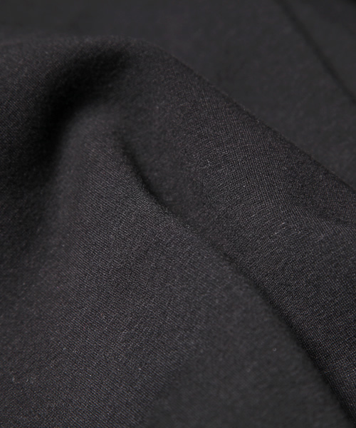 MIDWEST（ミッドウエスト）の「DISCOVERED×MIDWEST別注　ビッグクルーネックスウェット（スウェット・メンズ・ブラック/ネイビー・1/2）」の8枚目の写真