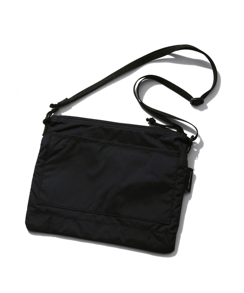 NUMBER (N)INE（ナンバーナイン）の「NUMBER (N)INE x WILD THINGS サコッシュ（ショルダーバッグ・メンズ・ホワイト/ブラック・FREE）」の4枚目の写真