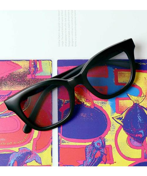 LUGG NAGG（ラグナグ）の「【LUGG NAGG SELECT/ ラグナグセレクト】ウェリントン/ボスリントン/ダテメガネ/サングラス/カラーレンズ/UV400（サングラス・メンズ・ブラック/ブラウン/ダークブラウン/ライトブラウン/ベージュ/グレー/ライトグレー/ブラック系その他/クリアブラック/ブラック×ブラック/ブラック×グレー/ブラウン系その他/ベージュ系その他/グレー系その他/ダークブラック/ライトブラック/ブラック×ブルー/スミクロ/ブラック系その他2/ブラック系その他3/ブラウン系その他2/ブラウン系その他3/ブラウン系その他4/ブラック系その他4・FREE）」の11枚目の写真