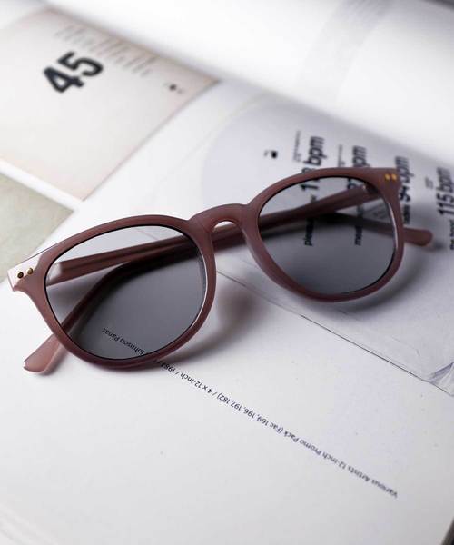 LUGG NAGG（ラグナグ）の「【LUGG NAGG SELECT/ ラグナグセレクト】ウェリントン/ボスリントン/ダテメガネ/サングラス/カラーレンズ/UV400（サングラス・メンズ・ブラック/ブラウン/ダークブラウン/ライトブラウン/ベージュ/グレー/ライトグレー/ブラック系その他/クリアブラック/ブラック×ブラック/ブラック×グレー/ブラウン系その他/ベージュ系その他/グレー系その他/ダークブラック/ライトブラック/ブラック×ブルー/スミクロ/ブラック系その他2/ブラック系その他3/ブラウン系その他2/ブラウン系その他3/ブラウン系その他4/ブラック系その他4・FREE）」の13枚目の写真