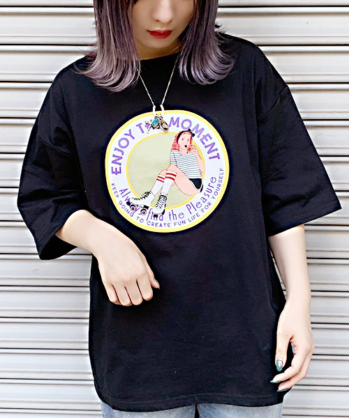 apres jour(アプレジュール)の「アソートプリントBIGTシャツ【ZOZOTOWN限定アイテム】(Tシャツ/カットソー・レディース・ブラック/ブルー/ライトグリーン/ホワイト系その他2/ホワイト系その他3/ホワイト系その他4/ベビーピンク/スミクロ/レッド/ホワイト系その他・フリー)」の5枚目の写真