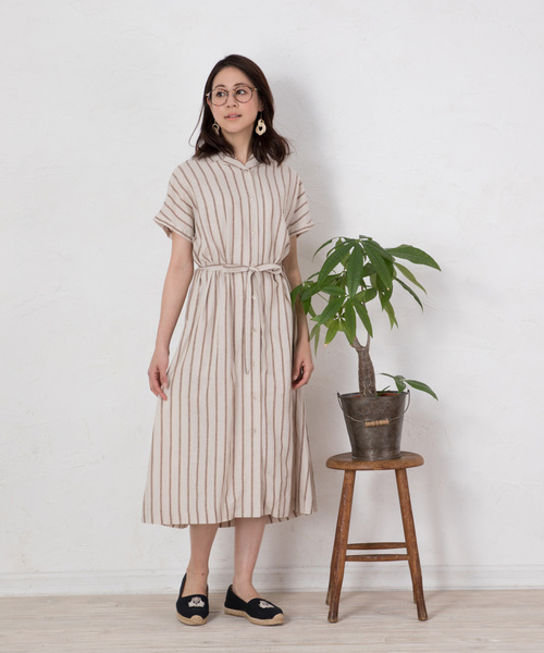 DECOY SINCE 1981（デコイシンスイチキュウハチイチ）の「麻入りストライプシャツワンピース（シャツワンピース・レディース・ベージュ/ネイビー・11号/9号/13号）」の20枚目の写真