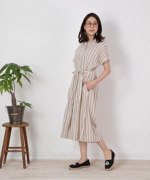 DECOY SINCE 1981（デコイシンスイチキュウハチイチ）の「麻入りストライプシャツワンピース（シャツワンピース・レディース・ベージュ/ネイビー・11号/9号/13号）」の17枚目の写真