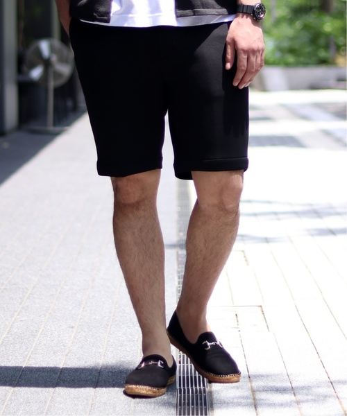 EDIFICE(エディフィス)の「ライトダンボールショーツ(その他パンツ・メンズ・ブラック/チャコールグレー・LARGE/MEDIUM/SMALL)」の1枚目の写真