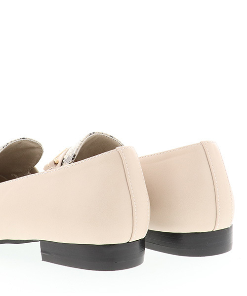 RANDA（ランダ）の「スクエアトゥベーシックローファー（ローファー・レディース・ブラック/ブラウン/アイボリー・LL/S/M/L）」の6枚目の写真