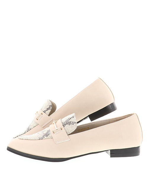 RANDA（ランダ）の「スクエアトゥベーシックローファー（ローファー・レディース・ブラック/ブラウン/アイボリー・LL/S/M/L）」の8枚目の写真