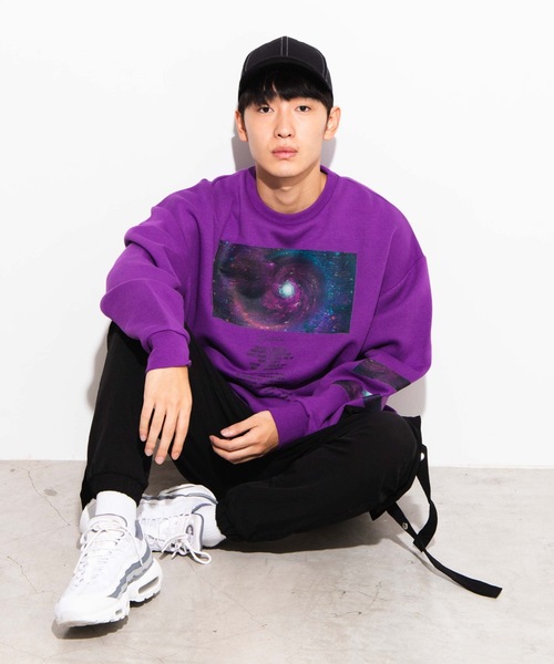 WEGO（ウィゴー）の「WEGO/Photographプルオーバー（スウェット・メンズ・パープル/ブラック/ブラック系その他/ホワイト・LARGE/MEDIUM）」の9枚目の写真