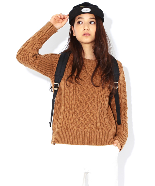 BEAMS BOY（ビームスボーイ）の「BEAMS BOY / 3ゲージ アラン クルーネック ニット（ニット/セーター・レディース・オフホワイト/ライトブラウン/ネイビー・ONE SIZE）」の3枚目の写真