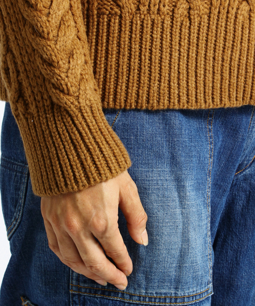 BEAMS BOY（ビームスボーイ）の「BEAMS BOY / 3ゲージ アラン クルーネック ニット（ニット/セーター・レディース・オフホワイト/ライトブラウン/ネイビー・ONE SIZE）」の6枚目の写真