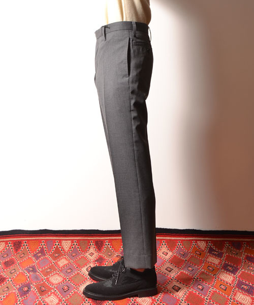 COMMONWARE AMERICAN RAG CIE&Magine（コモンウェアアメリカンラグシーアンド マージン）の「AMERICAN RAG CIE&Magine COMMONWARE SUPER100'S ストレッチウール テーラードパンツ（スラックス・メンズ・ブラック/グレー・46/44/48）」の16枚目の写真