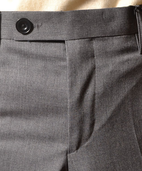 COMMONWARE AMERICAN RAG CIE&Magine（コモンウェアアメリカンラグシーアンド マージン）の「AMERICAN RAG CIE&Magine COMMONWARE SUPER100'S ストレッチウール テーラードパンツ（スラックス・メンズ・ブラック/グレー・46/44/48）」の10枚目の写真
