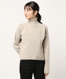 コクーンシルエットタートルネックダンボールニットプルオーバー