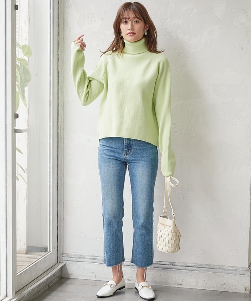 KOBE LETTUCE（コウベレタス）の「コクーンシルエットタートルネックダンボールニットプルオーバー（ニット/セーター・レディース・グレー/ライム/ブラック・FREE）」の9枚目の写真