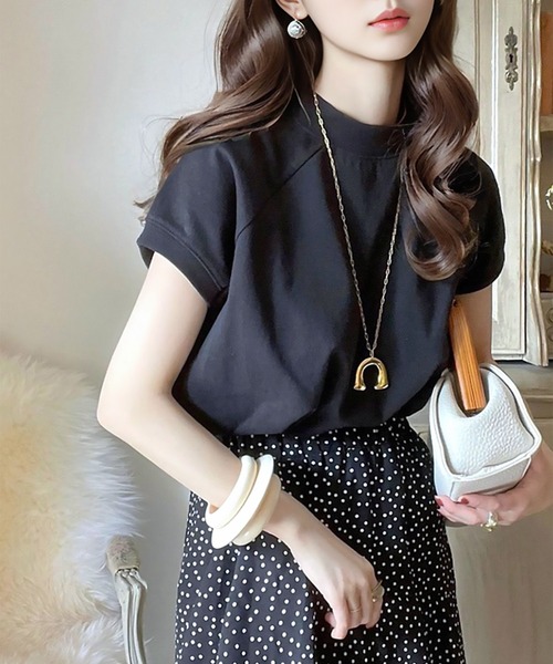 classicalelf(クラシカルエルフ)の「綿100%USAコットン、大人のモックネックラグラン無地&ボーダー柄シンプルTシャツ。(Tシャツ/カットソー・レディース・ホワイト/ブラック/ベージュ/ブラウン/チャコール/グレイッシュベージュ/モカ/ブラウン系その他/グリーン/オリーブ/イエロー/その他/その他1・MEDIUM/LARGE/X-LARGE/XX-LARGE/SMALL)」の18枚目の写真