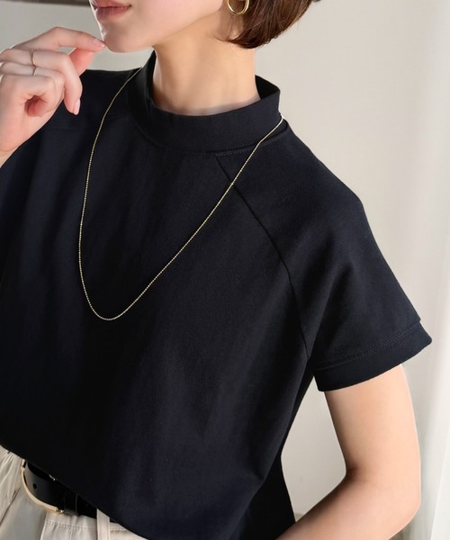 classicalelf(クラシカルエルフ)の「綿100%USAコットン、大人のモックネックラグラン無地&ボーダー柄シンプルTシャツ。(Tシャツ/カットソー・レディース・ホワイト/ブラック/ベージュ/ブラウン/チャコール/グレイッシュベージュ/モカ/ブラウン系その他/グリーン/オリーブ/イエロー/その他/その他1・MEDIUM/LARGE/X-LARGE/XX-LARGE/SMALL)」の21枚目の写真