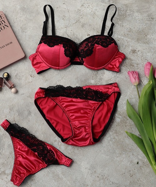 LINGERIEAM ブラックレースブラジャーショーツ サテンXブラックレースブラジャー＆サイド紐Tバックショーツ
