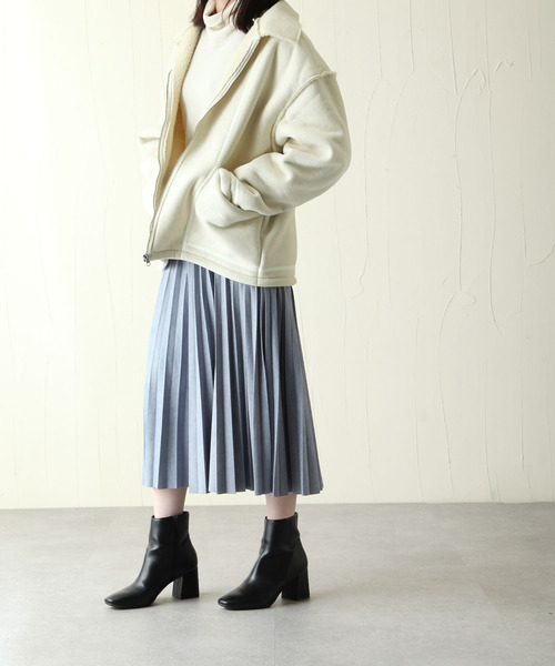 CORISCO（コリスコ）の「フェイクムートンフライトジャケット（ミリタリージャケット・メンズ・アイボリー/ブラウン/ベージュ・MEDIUM/X-LARGE/LARGE）」の18枚目の写真