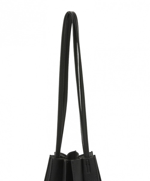 LEPSIM（レプシィム）の「プリーツラウンドBAG　921771（ショルダーバッグ・レディース・ブラック/ライトブラウン/グレイッシュベージュ・ONE SIZE）」の14枚目の写真