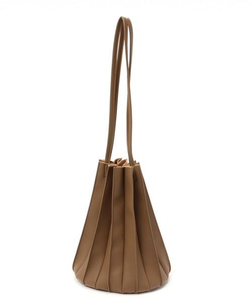 LEPSIM（レプシィム）の「プリーツラウンドBAG　921771（ショルダーバッグ・レディース・ブラック/ライトブラウン/グレイッシュベージュ・ONE SIZE）」の10枚目の写真