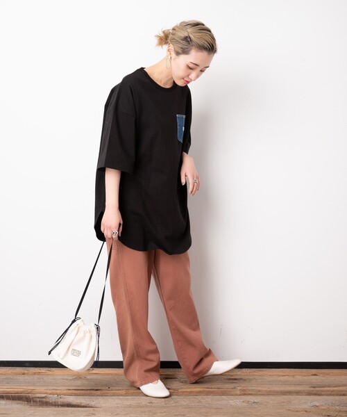 Lee（リー）の「【WEB限定】Lee/リー 　別注デニムポケットTシャツ（Tシャツ/カットソー・レディース・ホワイト/ブラック/ベージュ/グリーン・ﾌﾘ-）」の6枚目の写真