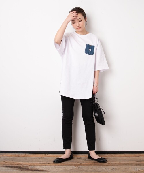 Lee（リー）の「【WEB限定】Lee/リー 　別注デニムポケットTシャツ（Tシャツ/カットソー・レディース・ホワイト/ブラック/ベージュ/グリーン・ﾌﾘ-）」の15枚目の写真