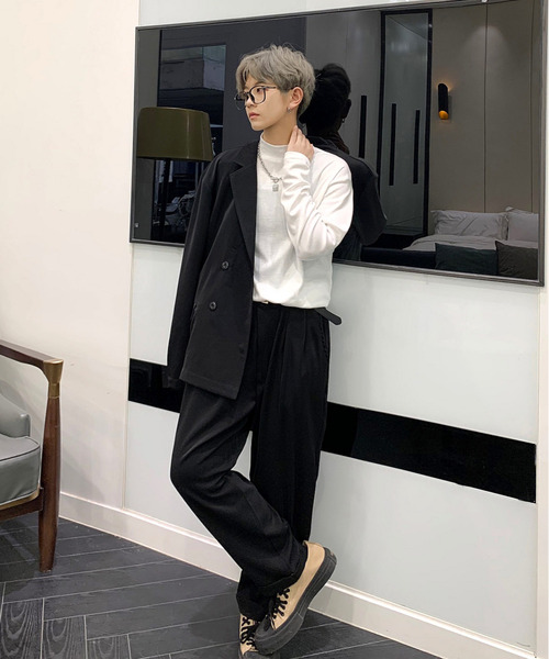 neos（ネオス）の「【neos -addictive design-】スタンダードシルエット ハイネック ロングスリーブ カットソー（Tシャツ/カットソー・メンズ・ベージュ/ブラック/ワインレッド/ホワイト/グレイッシュベージュ/ブラック×ホワイト/ホワイト×ブラック/グレー・LARGE/MEDIUM/X-LARGE）」の21枚目の写真