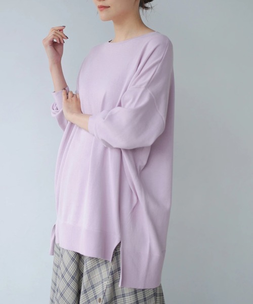 AMERICAN HOLIC(アメリカンホリック)の「前後差ラウンドネックニットチュニック *(ニット/セーター・レディース・ネイビー/ベージュ/オフホワイト/ラベンダー/イエロー・FREE)」の4枚目の写真