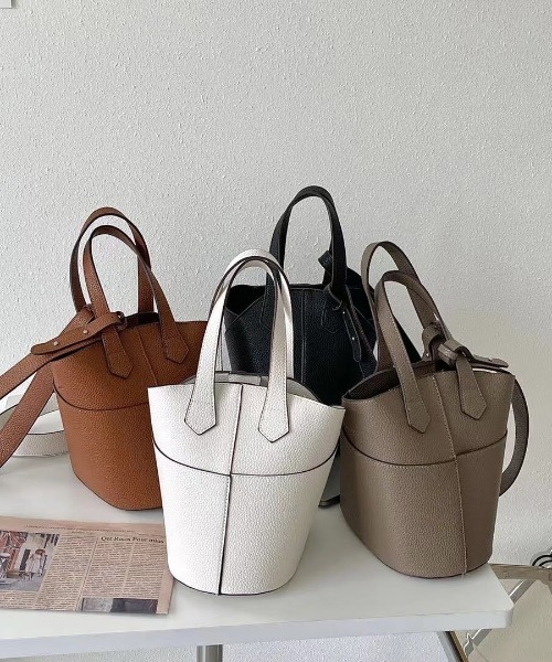 tukn.（トゥクン）の「2wayクラシックハンドバッグ　ショルダーバッグ（ショルダーバッグ・レディース・ブラック/ブラウン/アイボリー/グレー・FREE）」の10枚目の写真