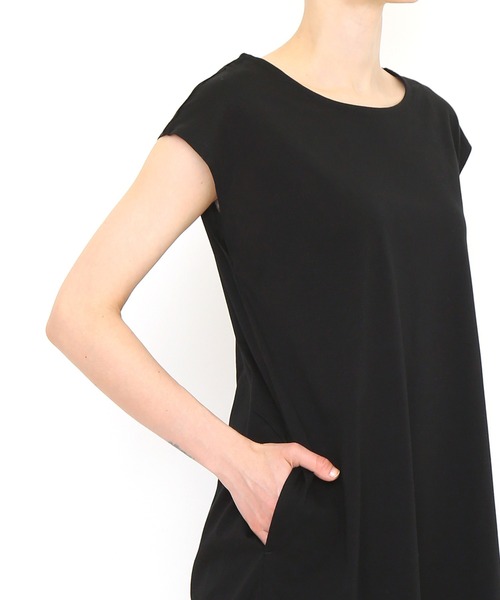 Design Tshirts Store graniph（デザイン　ティーシャツ　ストア　グラニフ）の「スリーピングキャットドット | サイドギャザーワンピース(ブラック)（ワンピース・レディース・ブラック・FREE）」の5枚目の写真