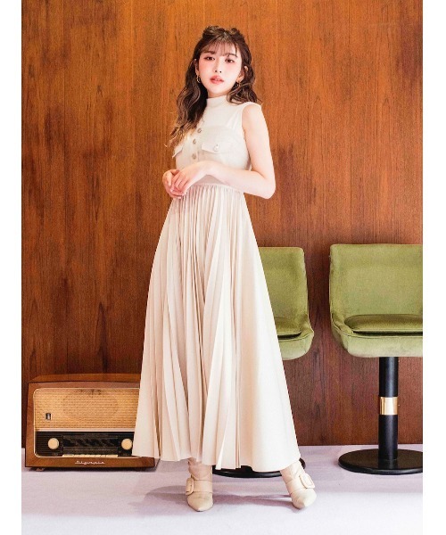 Darich / フロントプリーツデザインワンピース Darich（ダーリッチ）の「フロントプリーツデザインワンピース