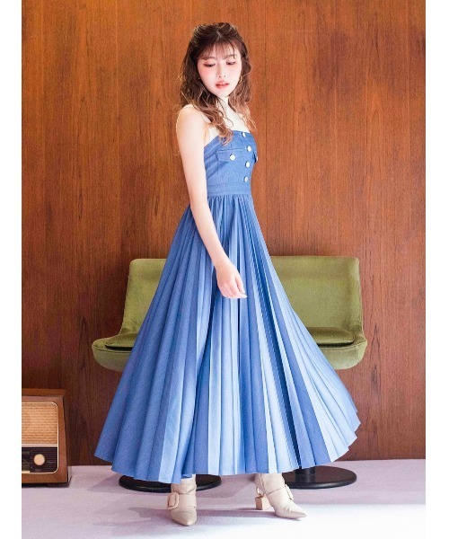 Darich / フロントプリーツデザインワンピース Darich（ダーリッチ）の「フロントプリーツデザインワンピース