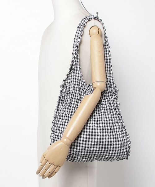 WEGO(ウィゴー)の「WEGO/【ZOZOTOWN&一部店限定】マルシェバッグ(トートバッグ・レディース・ブラック系その他2/その他2/ブラウン/その他1/オフホワイト/グリーン系その他2/ブルー/パープル系その他2/ベージュ系その他/パープル/ブラック/その他3/その他4/その他5・FREE)」の15枚目の写真