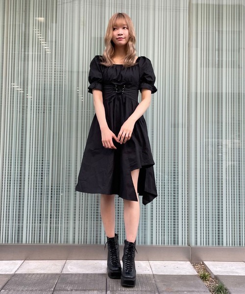 titty&Co. PETIT(ティティアンドコープティ)の「【titty&Co.PETIT】イレヘムスピンドルワンピース(ワンピース・レディース・オフホワイト/ブラック・SMALL/MEDIUM)」の3枚目の写真