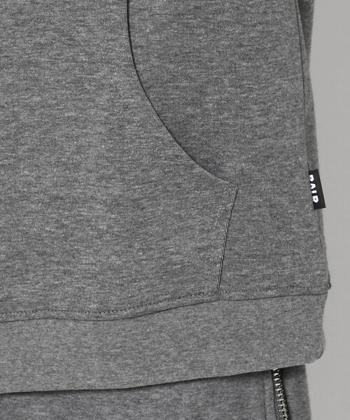 BALR.（ボーラー）の「BALR./ボーラー/Q-SERIES STRAIGHT ZIP HD/ジップフーディー/正規商品（パーカー・メンズ・ブラック/チャコール/レッド・SMALL/X-SMALL/MEDIUM/LARGE）」の20枚目の写真