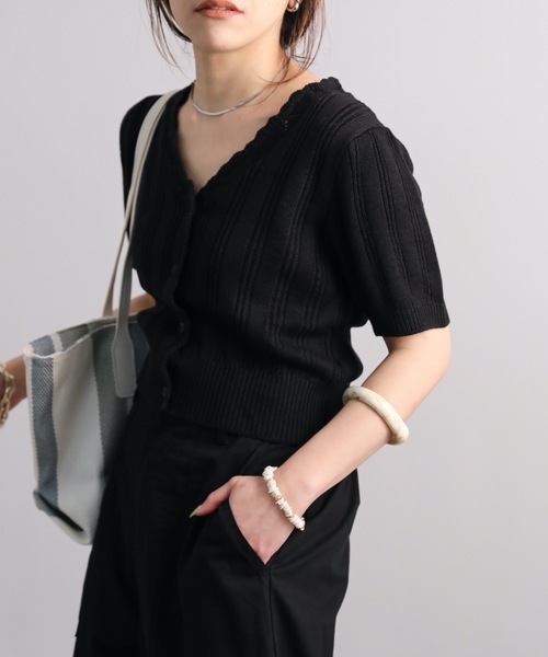 ap retro(アプレトロ)の「ランダムリブ編み裾スカラップ2WAYちびカーディガン(シャツ/ブラウス・レディース・ライトブルー/ブラック/アイボリー/グリーン系その他・FREE)」の1枚目の写真