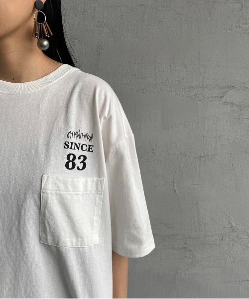 Manhattan Portage（マンハッタンポーテージ）の「[MANHATTAN PORTAGE/マンハッタンポーテージ] バックプリント ポケットTシャツ（Tシャツ/カットソー・レディース・ホワイト/ベージュ・M/L）」の4枚目の写真