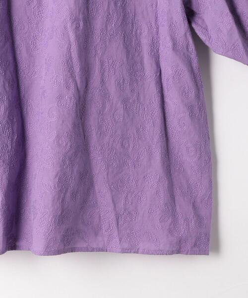 green label relaxing(グリーンレーベルリラクシング)の「エンブロイダリー ボリューム スリーブ ブラウス(シャツ/ブラウス・レディース・パープル/オフホワイト/ダークグレー・FREE)」の9枚目の写真