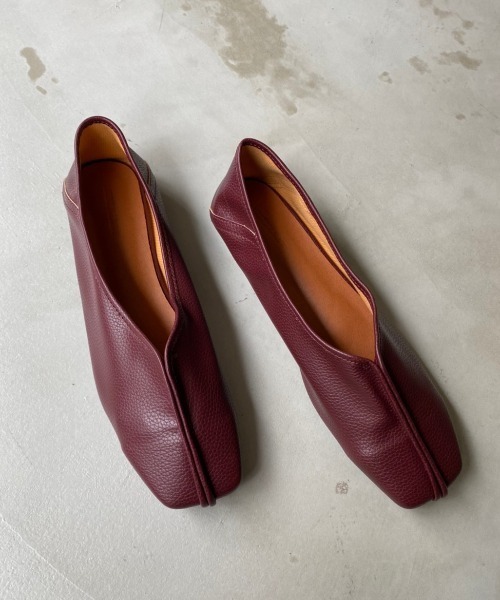 Aunt Marie's(アントマリーズ)の「パイピングフラットシューズ(バレエシューズ・レディース・ブラック/アイボリー/ボルドー/モカ・S/M/L/SMALL/MEDIUM/LARGE)」の17枚目の写真