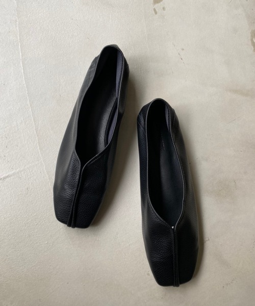 Aunt Marie's(アントマリーズ)の「パイピングフラットシューズ(バレエシューズ・レディース・ブラック/アイボリー/ボルドー/モカ・S/M/L/SMALL/MEDIUM/LARGE)」の16枚目の写真