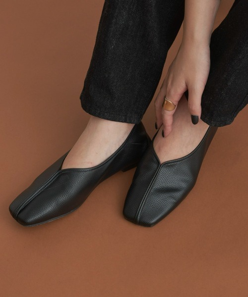 Aunt Marie's(アントマリーズ)の「パイピングフラットシューズ(バレエシューズ・レディース・ブラック/アイボリー/ボルドー/モカ・S/M/L/SMALL/MEDIUM/LARGE)」の21枚目の写真